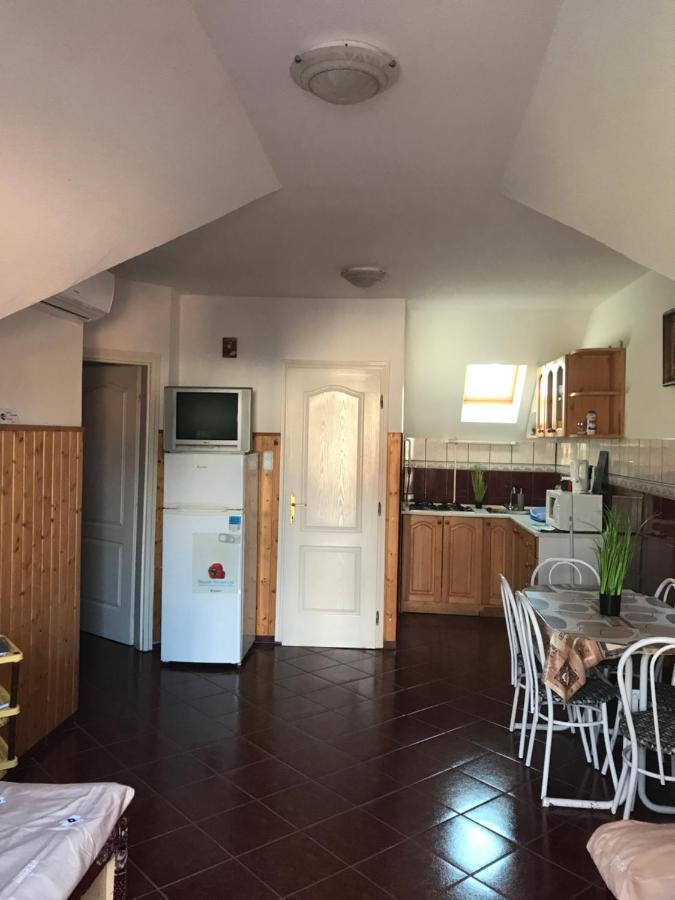 Edu Apartman Hajdúszoboszló 외부 사진