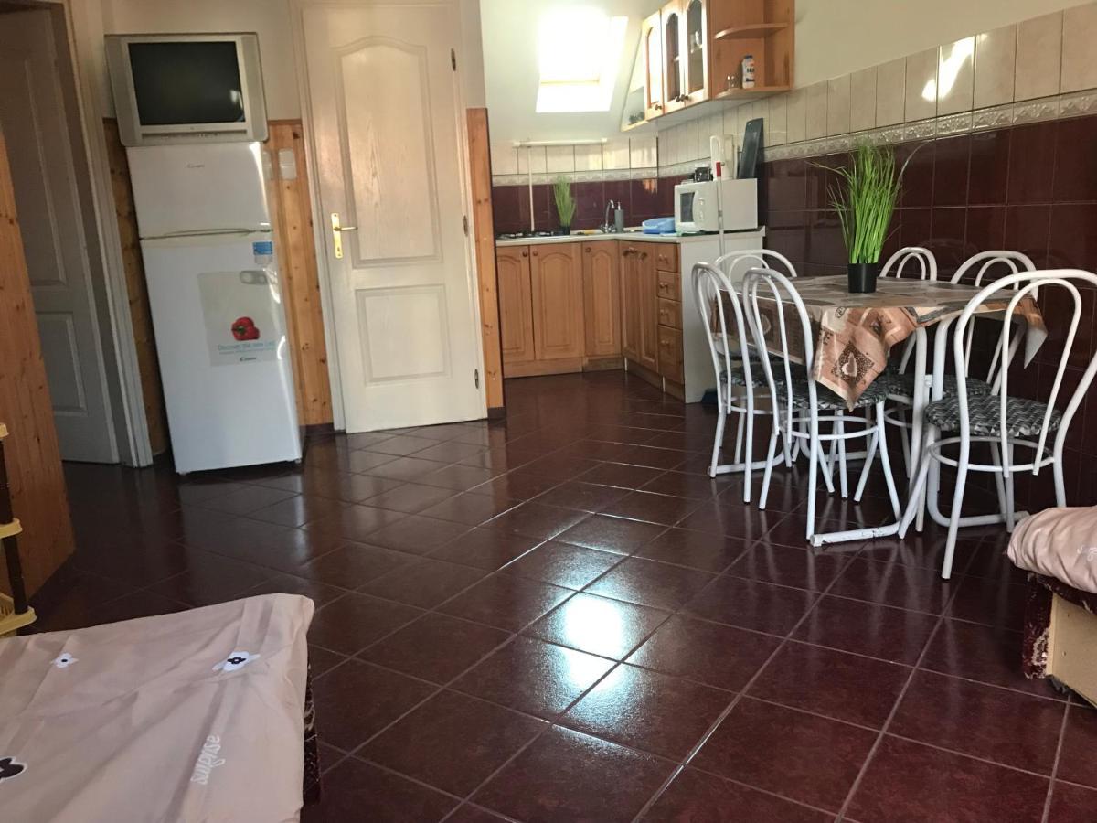 Edu Apartman Hajdúszoboszló 외부 사진