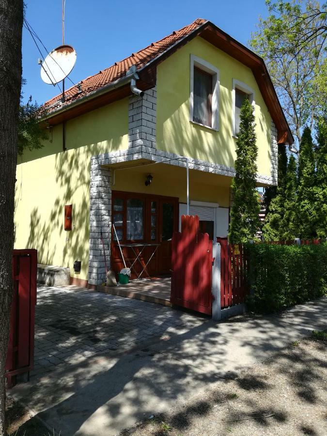 Edu Apartman Hajdúszoboszló 외부 사진